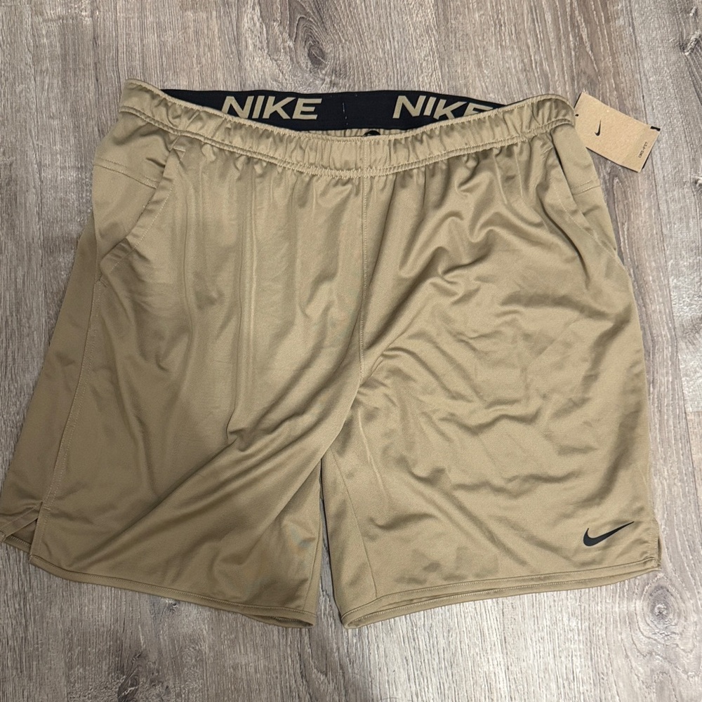 Nike Men's Beige Athletic Shorts XXL NWT